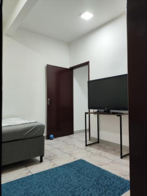 Apartamento individual, bem localizado